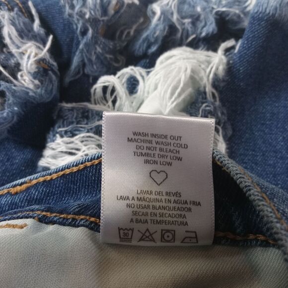 Windsor Blue Medium Wash Distressed Raw Edge Hem Denim Shorts Women's Size Large - Picture 5 of 12